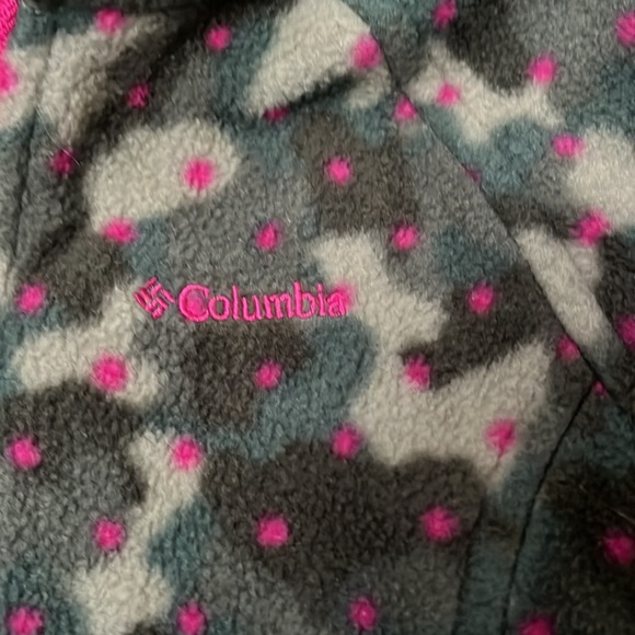 EUC Columbia camo and pink polka dot zip up fleece - Picture 2 of 5